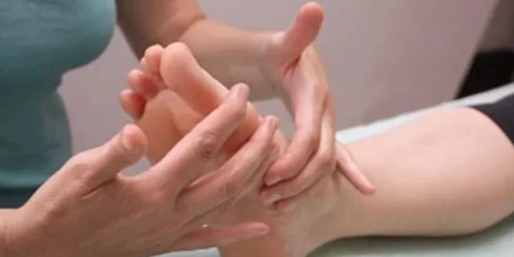 Jemná relaxačná masáž metamorfnou technikou