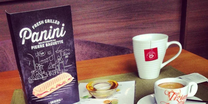 Panini Pierre Baguette a kávička alebo čaj