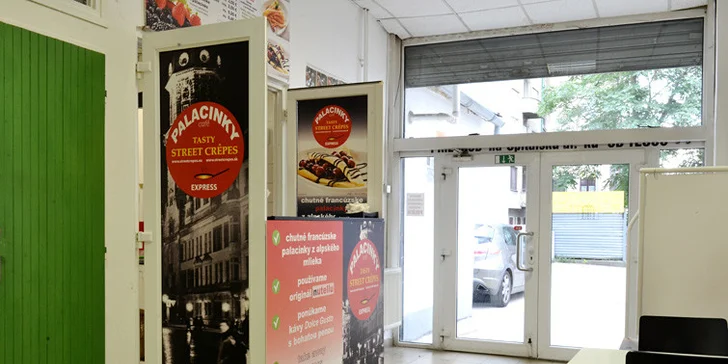 Kráľovská palacinka Crêpe Suzette a káva