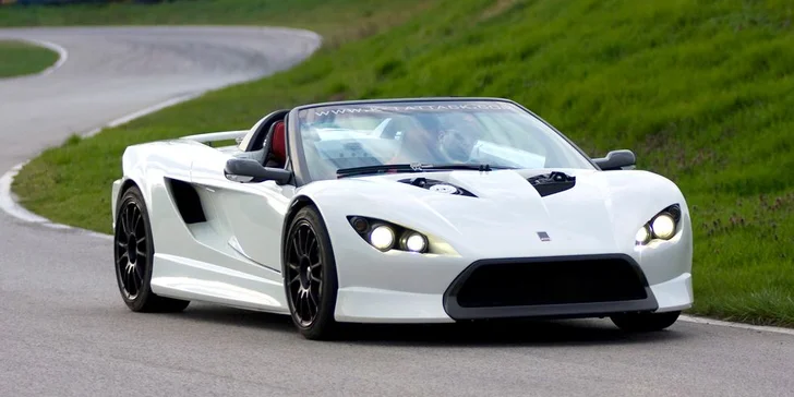Racingový tréning či Race Taxi na okruhu Slovakia Ring v športových automobiloch K-1 Attack a PRAGA R1