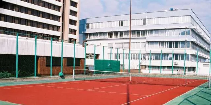 Prenájom tenisového kurtu - 1, 5 alebo 10 hodín