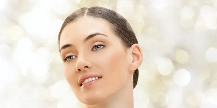 Čistenie pleti "skin scrubber" alebo diamantová dermabrázia s použitím certifikovanej biokozmetiky