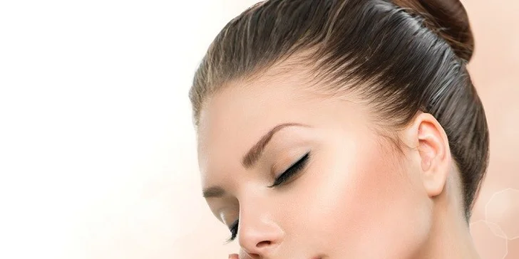 Čistenie pleti "skin scrubber" alebo diamantová dermabrázia s použitím certifikovanej biokozmetiky