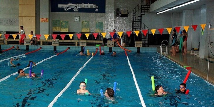 Lekcia plávania s trénerom podľa výberu alebo kurz pre deti