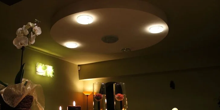 Strih, farbenie či nová šetrná technika vyrovnávania vlasov RELAX´SS