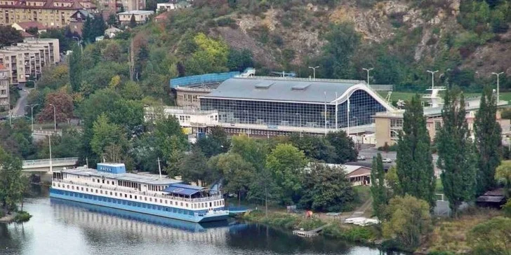 Jesenná romantika na Vltave v boteli Racek