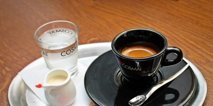 Degustácia exkluzívnej kávy aj s croissantom pre pravých kávičkárov v centre mesta