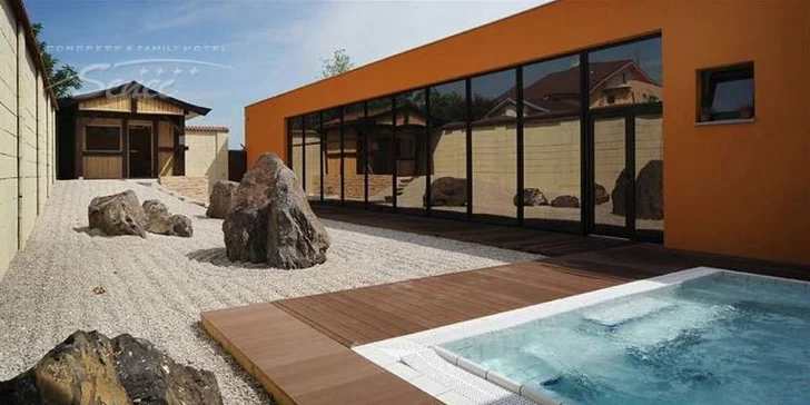 Oddychujte v hoteli Senec**** – wellness & aquapark a až 2 deti do 12 rokov zdarma!