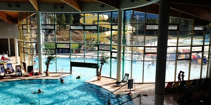 Wellness pobyt v Hoteli ALTIS**** Oravská priehrada s platnosťou aj počas jarných prázdnin, deti do 12 rokov ZDARMA! Celodenný vstup do Aquaparku Meander park Oravice a skipasy v cene!