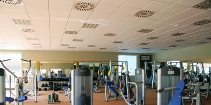 5,99 eur za neobmedzený vstup do najväčšieho fitcentra v Bratislave! Fitness, fightklub, bazén, sauna, vírivka v Best Fit Xtreme Zone v Bratislave so zľavou 65 %!