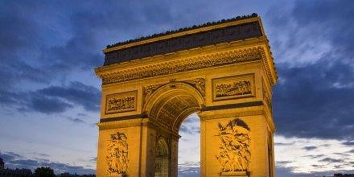 Zažite silvestrovskú romantiku v Paríži