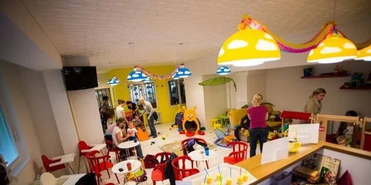 Zdravé plávanie v morskej vode pre celú rodinku
