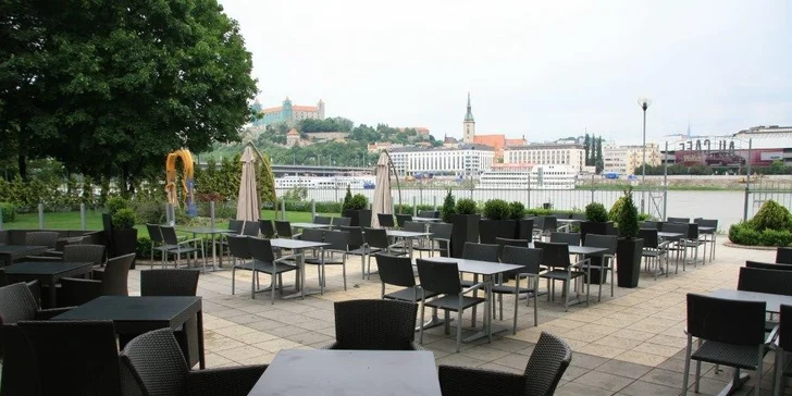 Skvelé degustačné 3-chodové menu pre 2 osoby v známej reštaurácii AU CAFÉ.