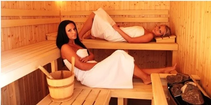 Privátny vstup do wellness pre zamilovaných + fľaša sektu