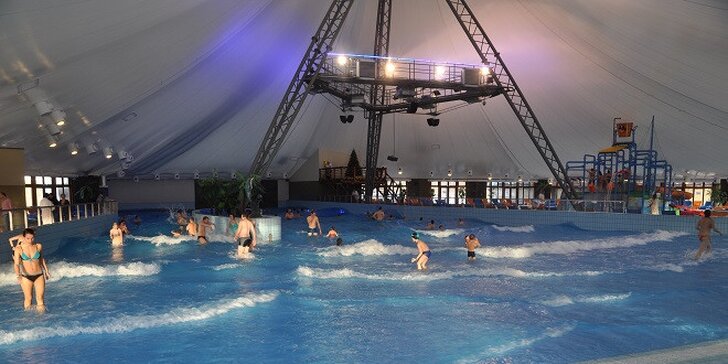 Celodenný vstup do vychýrených termálnych bazénov GINO PARADISE v Bešeňovej
