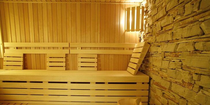 Zimný relax v kúpeľnom mestečku Rajecké Teplice so zľavami do kúpeľov a na skipasy