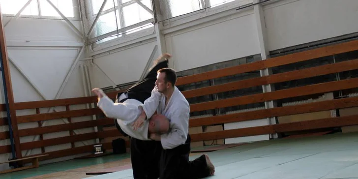 Tréningy bojového umenia aikidó