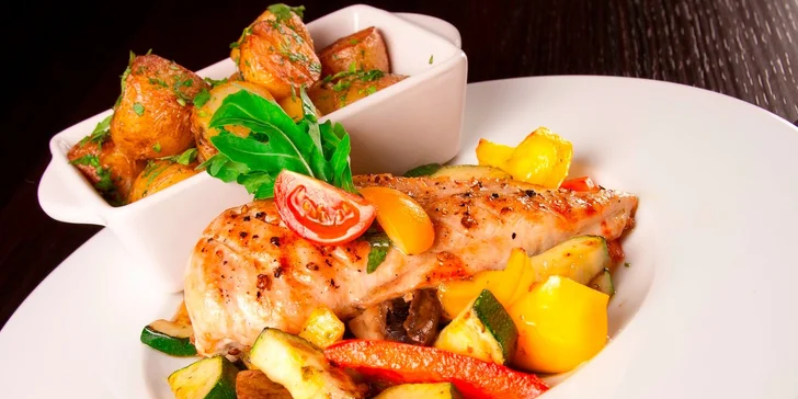 Vyberte si z ponuky šťavnatých steakov s oblohou!
