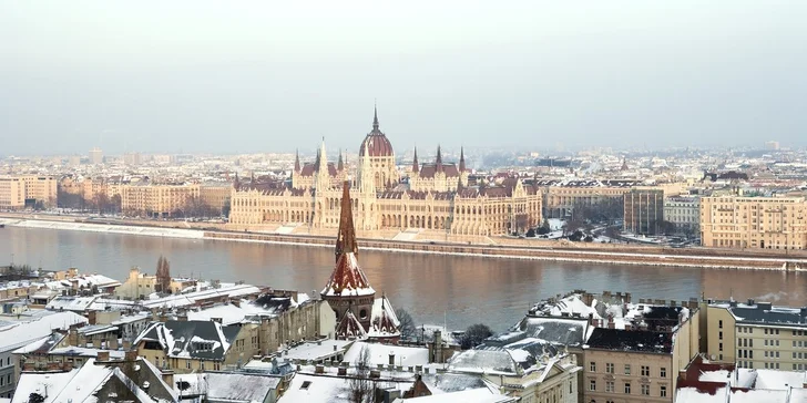 Adventný zájazd do Budapešti s možnosťou návštevy Tropicaria, 4 termíny a nástupné miesta z celého Slovenska