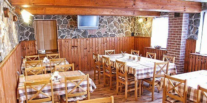 Kačacie a husacie hody v Jánošíkovom dvore
