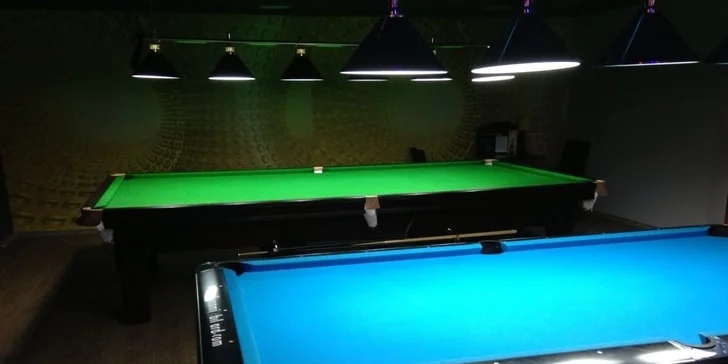 Poďte aj s kamarátmi na hodinku bowlingu či billiardu!