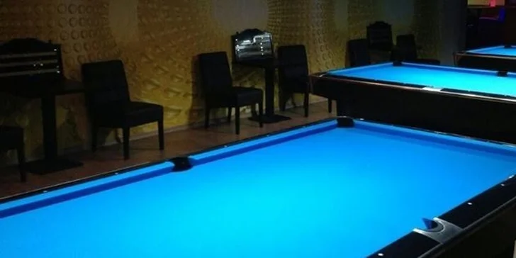 Poďte aj s kamarátmi na hodinku bowlingu či billiardu!