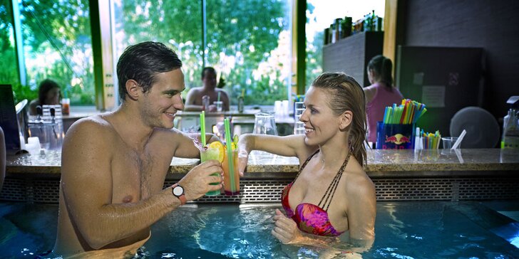 Hotel AquaCity Riverside*** so vstupom do všetkých bazénov aquaparku a vstupom do Fire & Water Wellness & Spa Centra