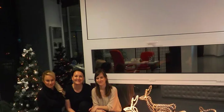Klasická manikúra s parafínovým zábalom alebo gélové nechty
