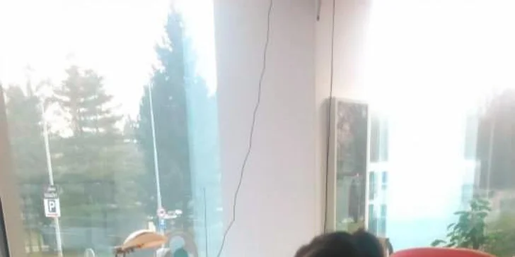 Klasická manikúra s parafínovým zábalom alebo gélové nechty