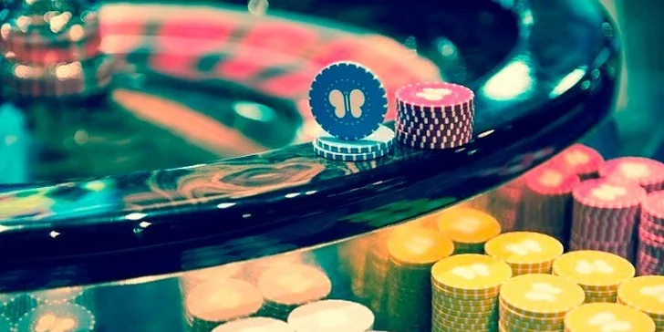 Balík žetónov, škola pokru zakončená turnajom alebo 18 € vreckové v OlyBet Slots & Sport Bare