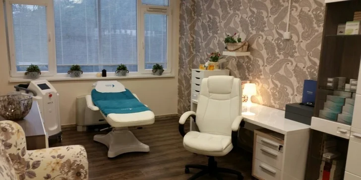 Zväčšenie pier výplňou Princess® Filler