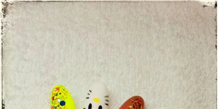 Kvalitné gélové nechty zdobené kamienkami Swarovski alebo suchá manikúra s ORLY výživou