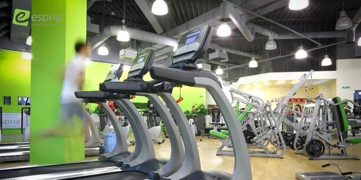 Týždňová permanentka alebo jednorázový neobmedzený vstup do posilňovne ESPRIA FITNESS CLUB