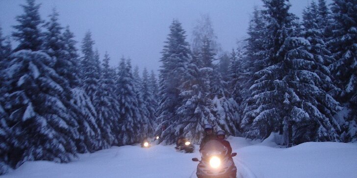 Adrenalín na snežných skútroch v Slovenskom raji