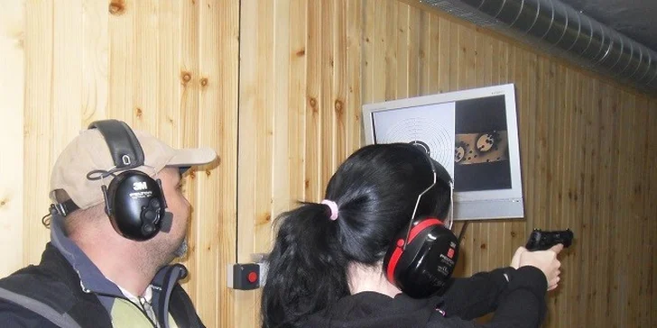 Wellness pobyt v Hoteli ALTIS**** Oravská priehrada s platnosťou aj počas jarných prázdnin, deti do 12 rokov ZDARMA! Celodenný vstup do Aquaparku Meander park Oravice a skipasy v cene!