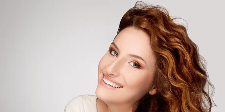 Dokonalý strih a styling s kompletnou úpravou vlasov v salóne Charnel