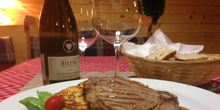 Fantastická lyžovačka na Remate v penzióne Mladosť s dvojdňovým Skipasom v cene + Chutný teľací steak. Dieťa do 6 rokov zdarma!