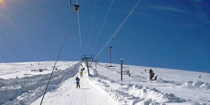 Lyžovačka v modernom SKI resort BANSKO v Bulharsku