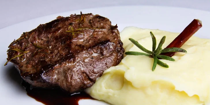 Hviezdna gastronómia - hovädzie steaky alebo jelení chrbát