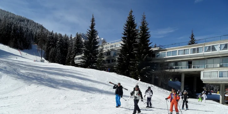 Pobyt priamo na lyžiarskych svahoch v Alpách s polpenziou + skipas na 3 dni