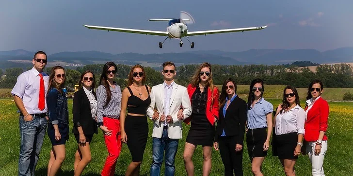 Vzrušujúci let lietadlom CESSNA 150 alebo CESSNA 172. Teraz špeciálne darčekové balíčky!