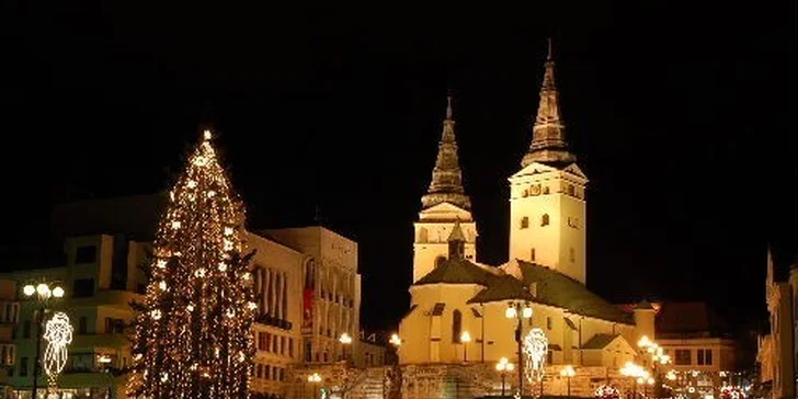 Vianočný punč s domácim pagáčikom alebo omasteným chlebíkom s cibuľkou
