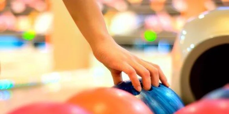 5 eur za celú hodinu pravej bowlingovej zábavy teraz s 58% zľavou!