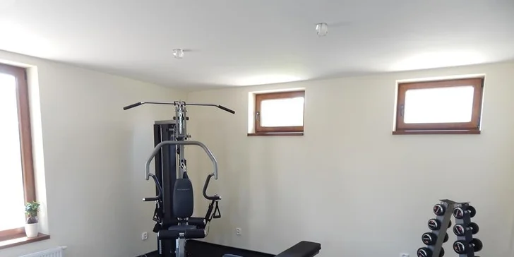 Romantický VIP privátny wellness vstup pre dvoch + masáž lávovými kameňmi a občerstvenie