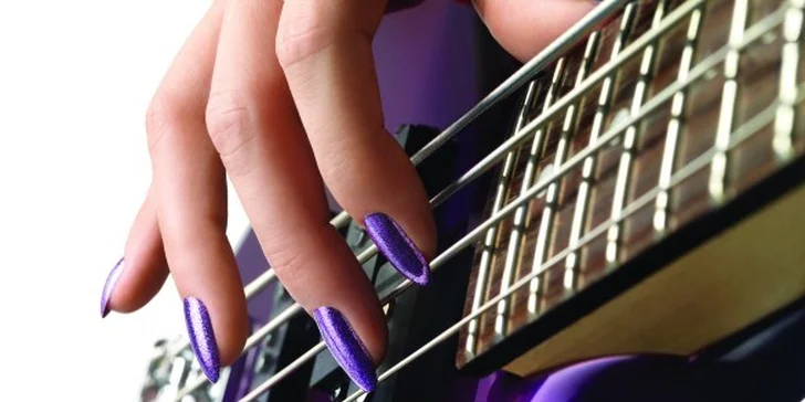 Novinka: CND SHELLAC BRISA LITE