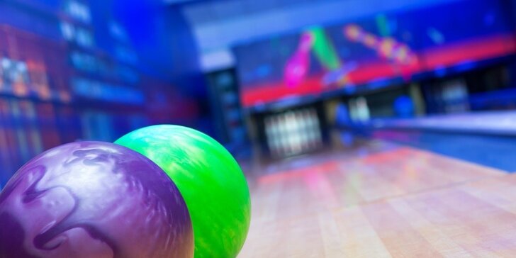 Hodina bowlingu alebo darčeková poukážka na hru i konzumáciu v Bowling Erika
