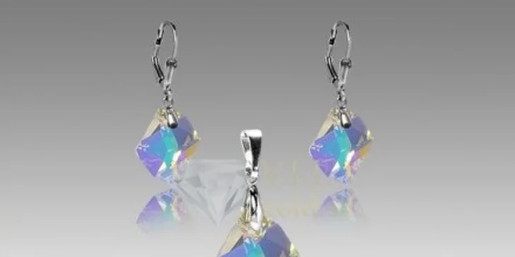 2,50 eur za voucher na zľavu 5 eur na šperky Swarovski Elements v internetovom obchode www.vipgold.sk! Potešte seba či srdce vám blízkej osoby krásnym šperkom so zľavou 50 %!