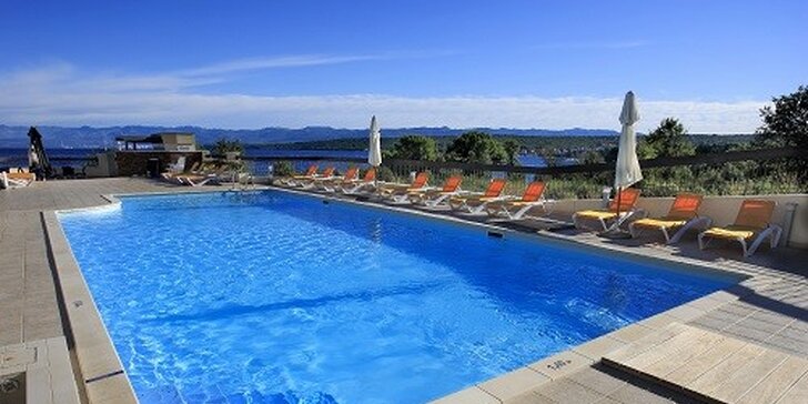 Dovolenka v Blue Waves Resort****na ostrove Krk v Chorvátsku, 2+2 deti do 11.99 r. zdarma