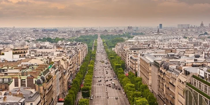 Poznávací zájazd letecky do Paríža na 4 alebo 5 dní
