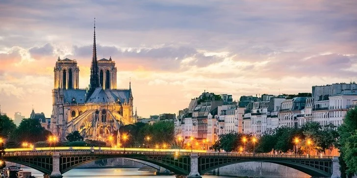 Poznávací zájazd letecky do Paríža na 4 alebo 5 dní